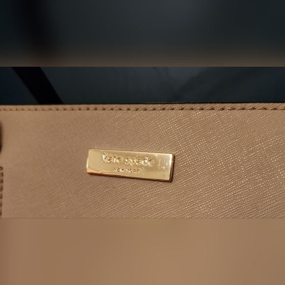 EUC Kate Spade Tote - Picture 5 of 7